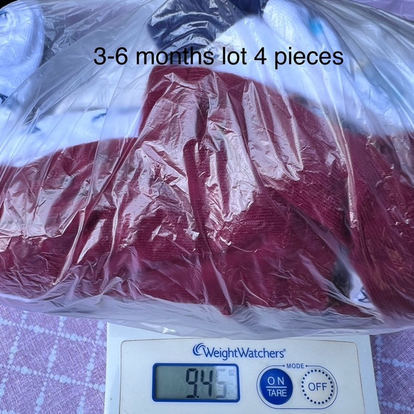 Baby onsie Lot 4 pieces : Box OW2: - Picture 3 of 9